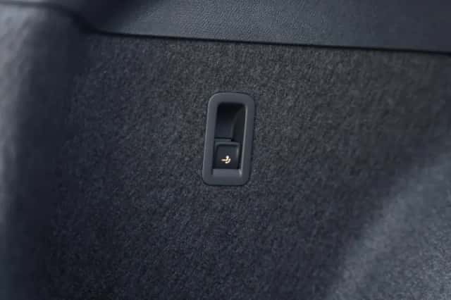 SEAT Leon (2026) thumbnail 18