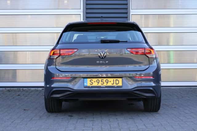 Volkswagen Golf (2023) thumbnail 15