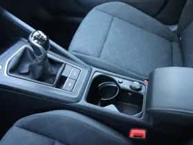 Volkswagen Golf (2023) thumbnail 41