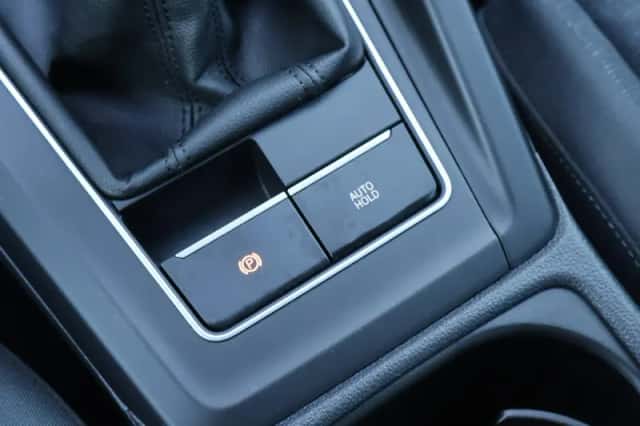 Volkswagen Golf (2023) thumbnail 42