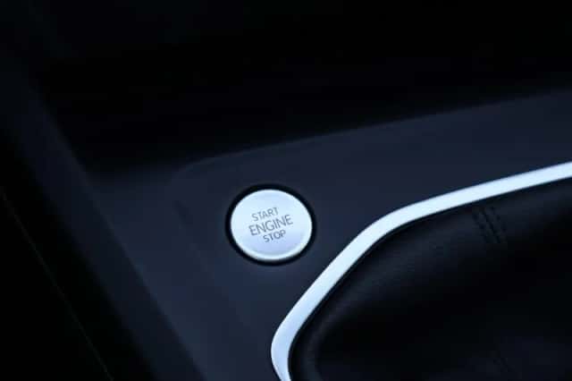 Volkswagen Golf (2023) thumbnail 44