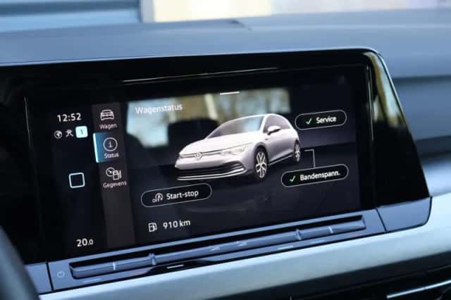 Volkswagen Golf (2023) thumbnail 57