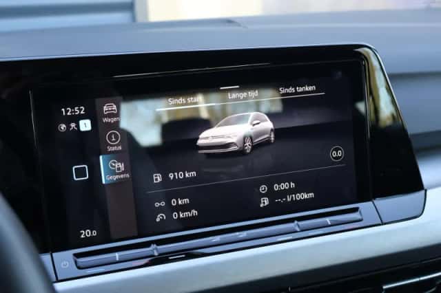 Volkswagen Golf (2023) thumbnail 58