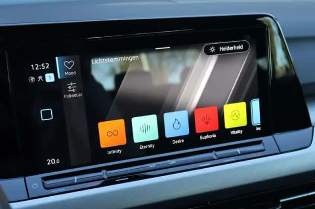 Volkswagen Golf (2023) thumbnail 62