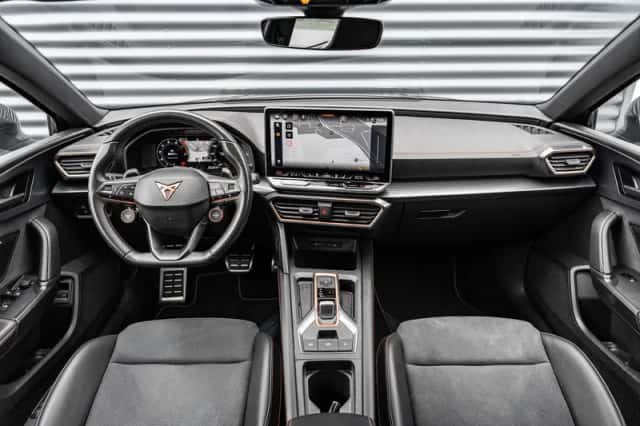 CUPRA Leon Sportstourer (2025) thumbnail 5
