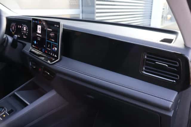 Volkswagen Tiguan (2025) thumbnail 25