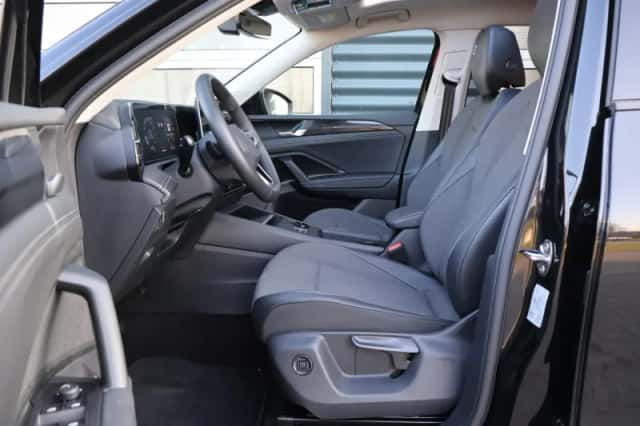 Volkswagen Tiguan (2025) thumbnail 30
