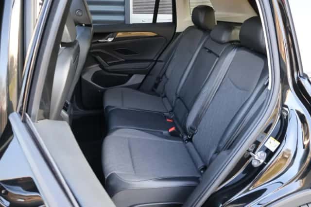 Volkswagen Tiguan (2025) thumbnail 6
