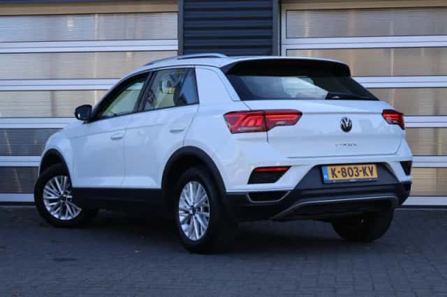 Volkswagen T-Roc (2021) thumbnail 12