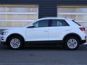 Volkswagen T-Roc (2021) thumbnail 13