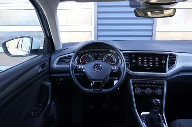 Volkswagen T-Roc (2021) thumbnail 21