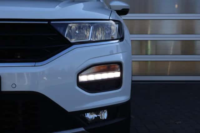 Volkswagen T-Roc (2021) thumbnail 33