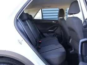 Volkswagen T-Roc (2021) thumbnail 38