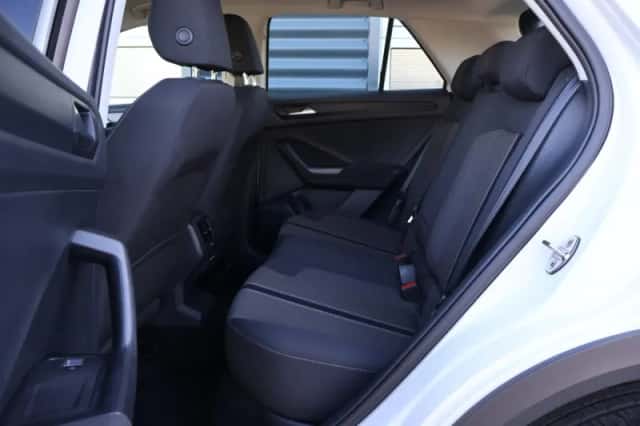 Volkswagen T-Roc (2021) thumbnail 42
