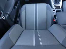 Volkswagen T-Roc (2021) thumbnail 44