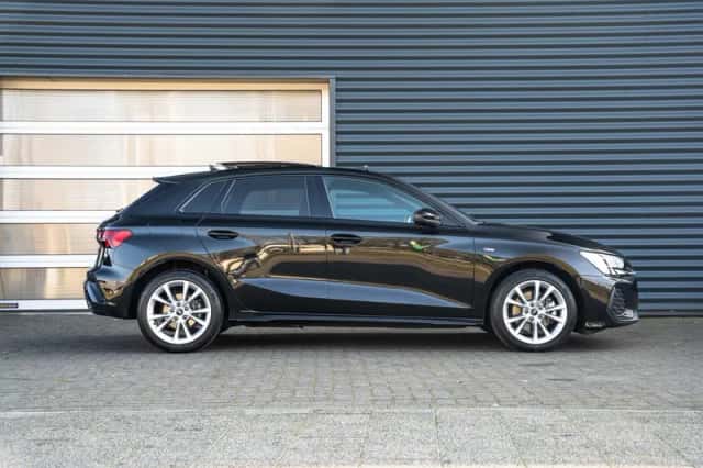 Audi A3 (2025) thumbnail 3