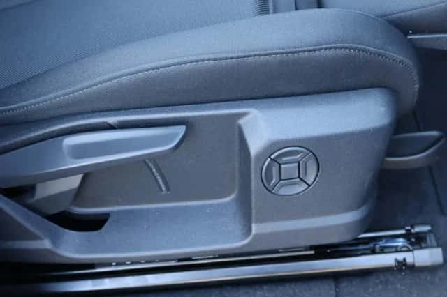 Audi Q6 e-tron (2025) thumbnail 37