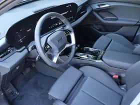 Audi Q6 e-tron (2025) thumbnail 43