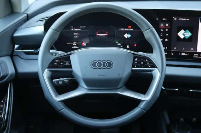 Audi Q6 e-tron (2025) thumbnail 50