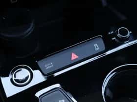 Audi Q6 e-tron (2025) thumbnail 53