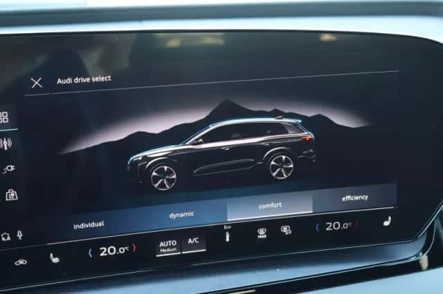 Audi Q6 e-tron (2025) thumbnail 56
