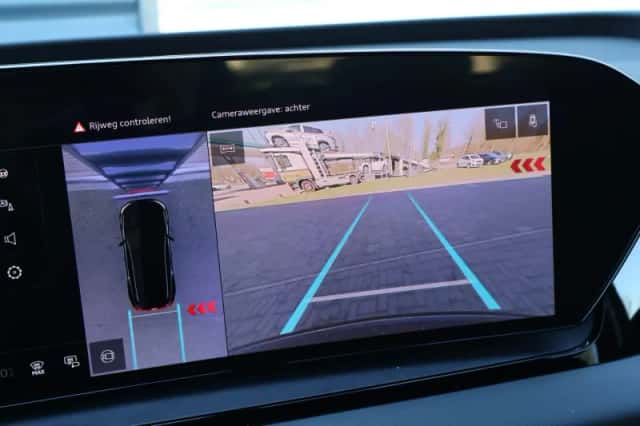 Audi Q6 e-tron (2025) thumbnail 60