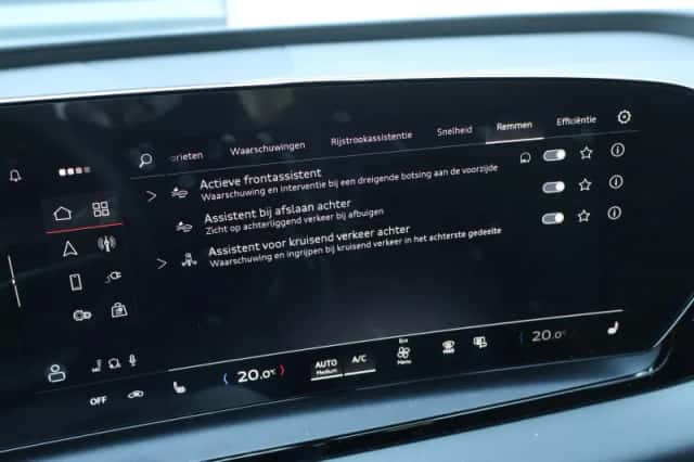 Audi Q6 e-tron (2025) thumbnail 64