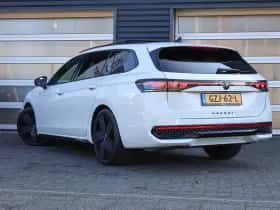 Volkswagen Passat (2025) thumbnail 11