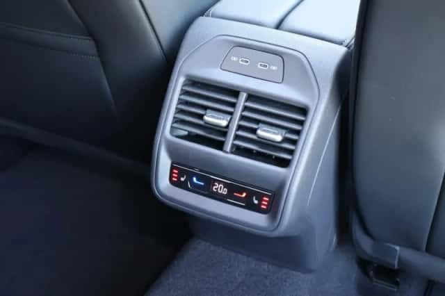 Volkswagen Passat (2025) thumbnail 22
