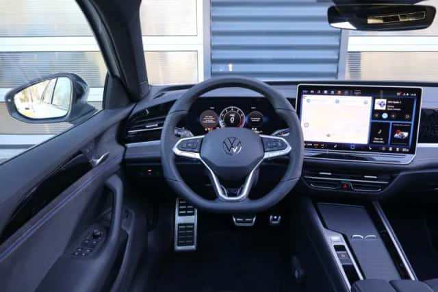 Volkswagen Passat (2025) thumbnail 26