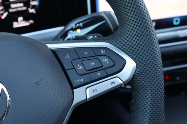 Volkswagen Passat (2025) thumbnail 31