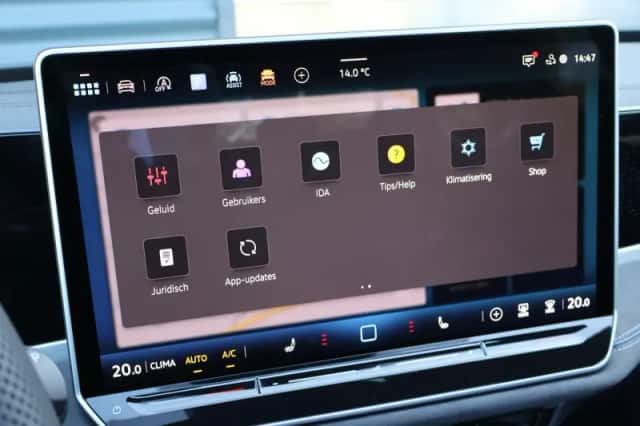 Volkswagen Passat (2025) thumbnail 89