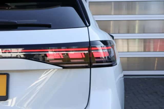 Volkswagen Passat (2025) thumbnail 10
