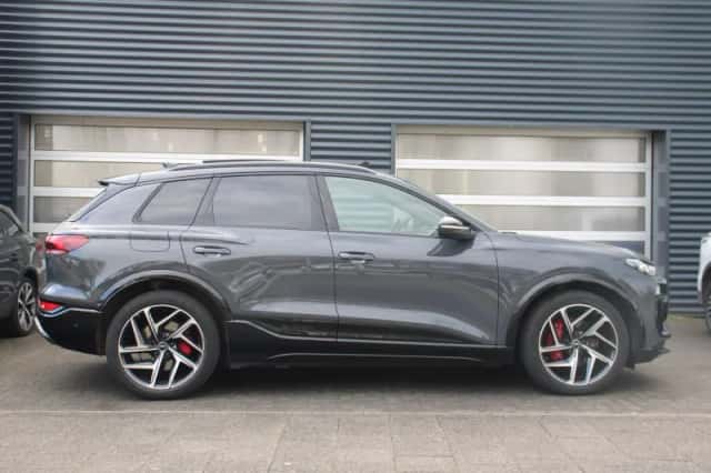 Audi Q6 e-tron (2024) thumbnail 3