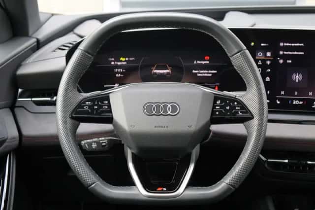 Audi Q6 e-tron (2024) thumbnail 55