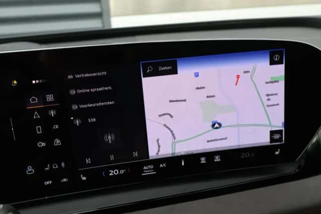 Audi Q6 e-tron (2024) thumbnail 70