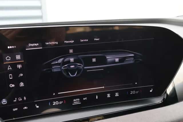 Audi Q6 e-tron (2024) thumbnail 76