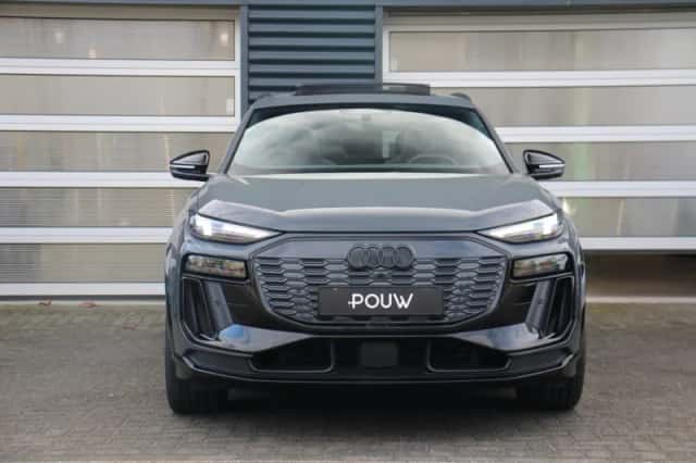 Audi Q6 e-tron (2024) thumbnail 9