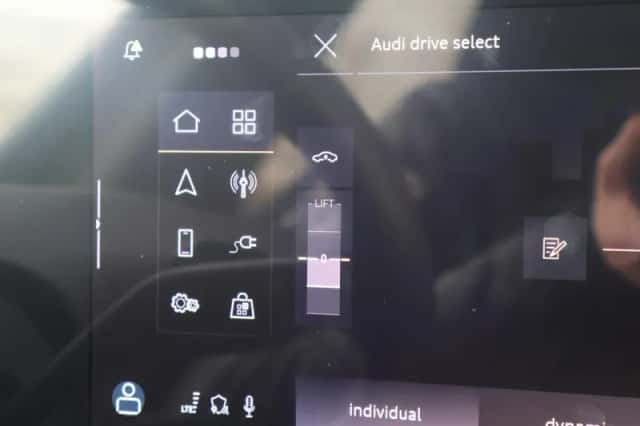 Audi Q6 e-tron (2024) thumbnail 86