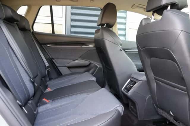 Škoda Elroq (2025) thumbnail 36