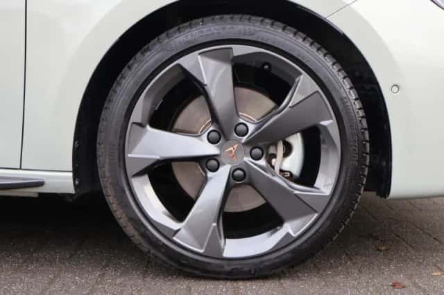 CUPRA Leon Sportstourer (2025) thumbnail 15