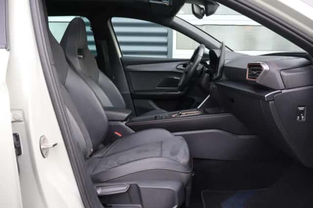 CUPRA Leon Sportstourer (2025) thumbnail 16
