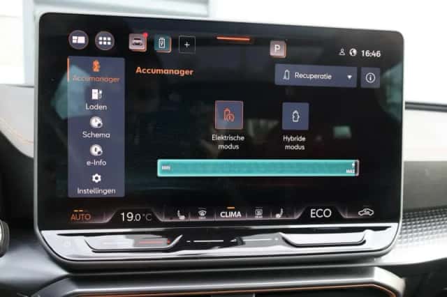 CUPRA Leon Sportstourer (2025) thumbnail 52