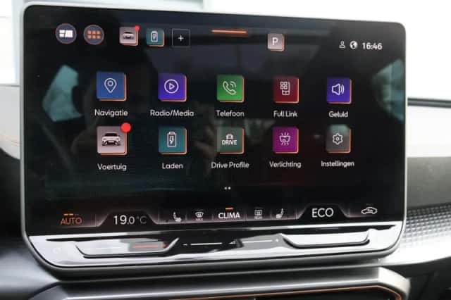 CUPRA Leon Sportstourer (2025) thumbnail 54