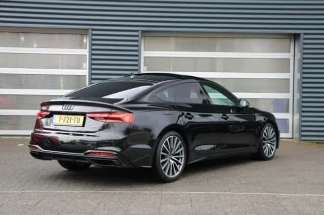 Audi A5 (2023) thumbnail 2