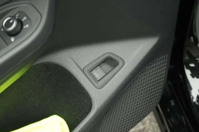 Volkswagen Golf (2026) thumbnail 17