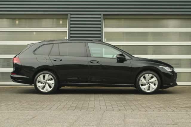 Volkswagen Golf (2026) thumbnail 3