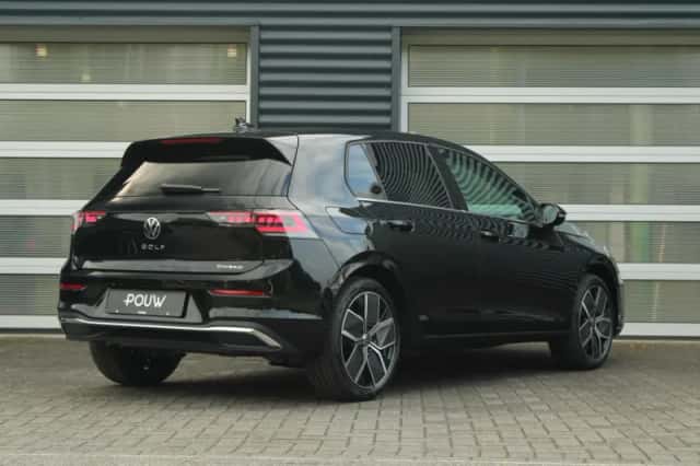 Volkswagen Golf (2026) thumbnail 2