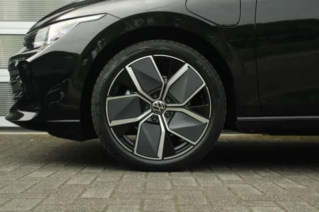 Volkswagen Golf (2026) thumbnail 14