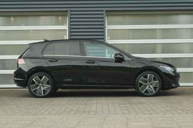 Volkswagen Golf (2026) thumbnail 3